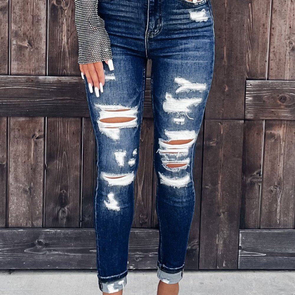NWOT Dark Blue Distressed High-Waist Women’s Jeans